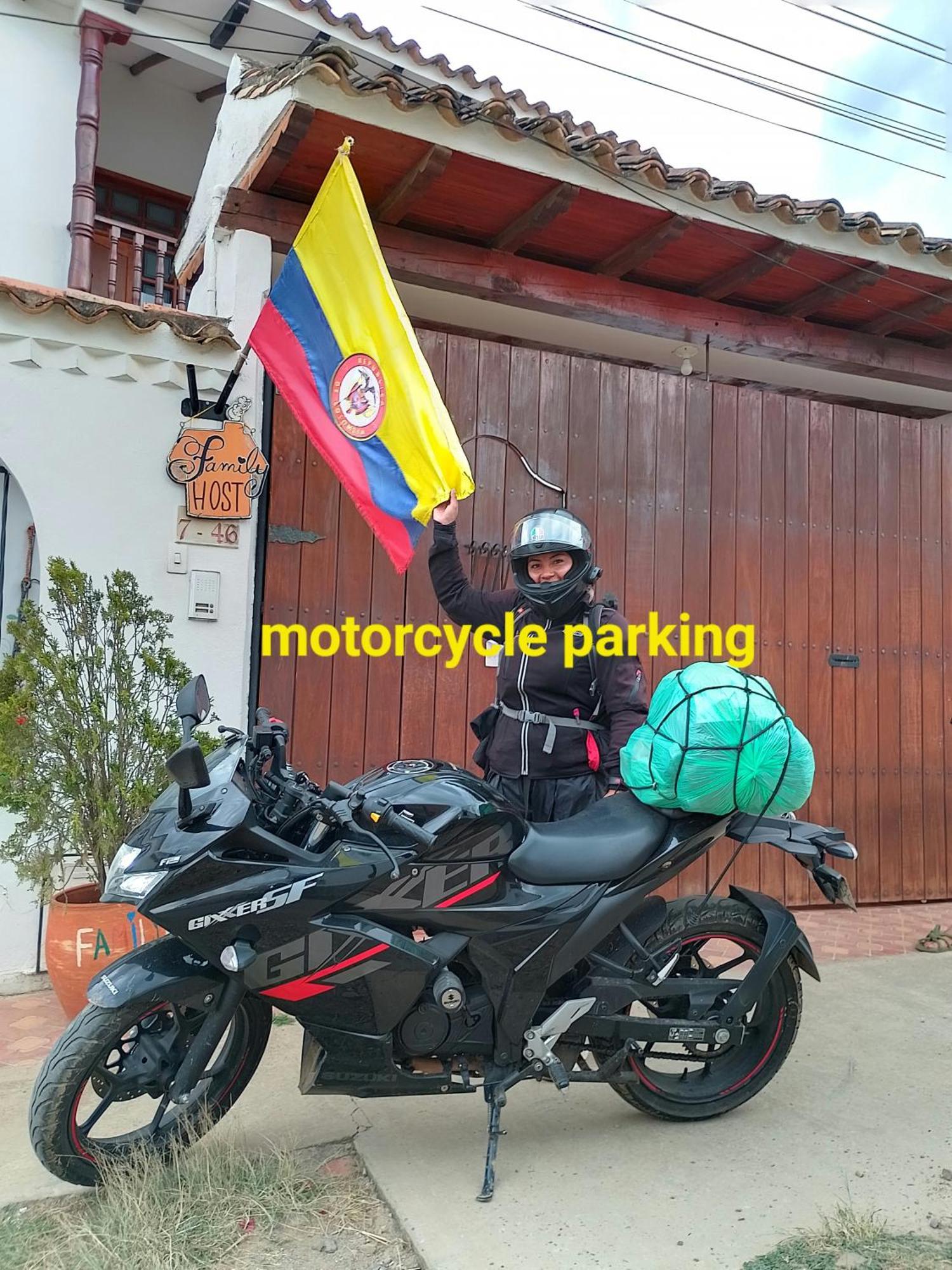 莱瓦镇 Hola! Veci酒店 外观 照片